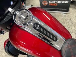 2018 Harley-Davidson Street Glide 107 (FLHX) Touring Red