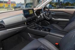2025 Nissan X-TRAIL Ti-L e-POWER T33 MY25 Four Wheel Drive Diamond Black