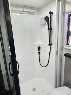 0 Paradise MotorHomes LIBERATION PLATINUM (PRICE REDUCED FOR IMMEDIATE DELIVERY)