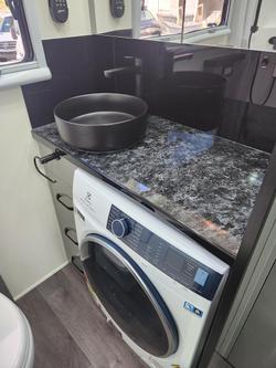 0 Paradise MotorHomes LIBERATION PLATINUM (PRICE REDUCED FOR IMMEDIATE DELIVERY)