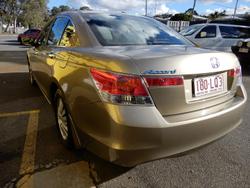 2008 Honda Accord VTi 8th Gen Gold