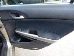2008 Honda Accord VTi 8th Gen Gold