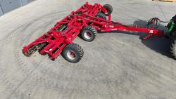 2023 Tatu Speed Disc 72 Plate 9m with Cage Roller USED RED