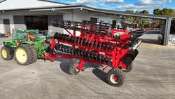 2023 Tatu Speed Disc 72 Plate 9m with Cage Roller USED RED