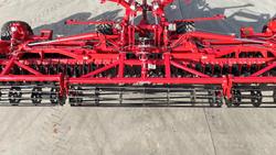 2023 Tatu Speed Disc 72 Plate 9m with Cage Roller USED RED