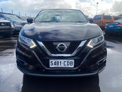 2017 Nissan
QASHQAI ST