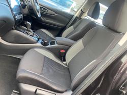 2017 Nissan
QASHQAI ST