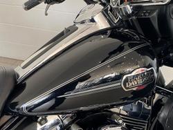 2011 Harley-Davidson Ultra Classic Electra Glide 1690 (FLHTCU) Touring Black