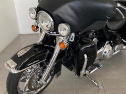 2011 Harley-Davidson Ultra Classic Electra Glide 1690 (FLHTCU) Touring Black