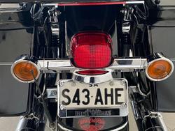 2011 Harley-Davidson Ultra Classic Electra Glide 1690 (FLHTCU) Touring Black