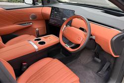 2025 Deepal E07 Performance