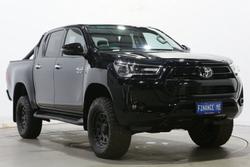 2022 Toyota
Hilux SR5