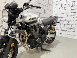 2016 Yamaha XJR1300 XJR Silver