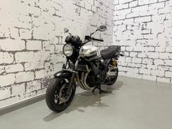 2016 Yamaha XJR1300 XJR Silver