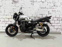 2016 Yamaha XJR1300 XJR Silver