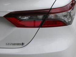 2021 Toyota Camry Ascent (Hybrid)