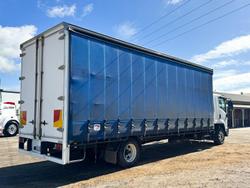 2013 Isuzu Fsr 850 Curtain Side Truck