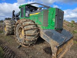 2016 John Deere 948l Skidder