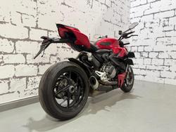 2023 Ducati Streetfighter V2 Streetfighter Red