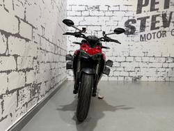 2023 Ducati Streetfighter V2 Streetfighter Red