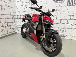 2023 Ducati Streetfighter V2 Streetfighter Red