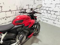 2023 Ducati Streetfighter V2 Streetfighter Red