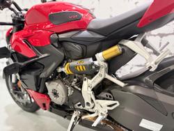 2023 Ducati Streetfighter V2 Streetfighter Red