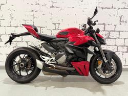 2023 Ducati Streetfighter V2 Streetfighter Red