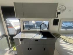 2025 JB Caravans Gator Hybrid 16' Full Off Road