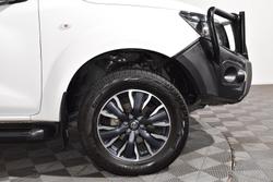 2020 Nissan Navara ST