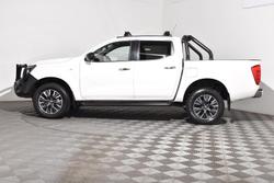 2020 Nissan Navara ST