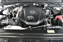 2020 Nissan Navara ST