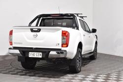 2020 Nissan Navara ST