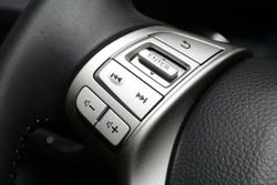 2015 Nissan
QASHQAI Ti