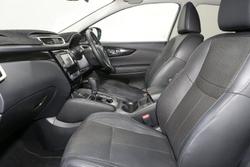 2015 Nissan
QASHQAI Ti