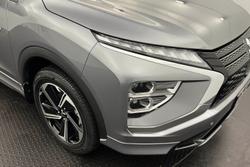 2022 Mitsubishi Eclipse Cross PHEV Exceed