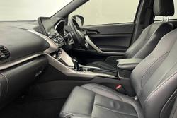 2022 Mitsubishi Eclipse Cross PHEV Exceed