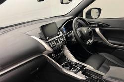 2022 Mitsubishi Eclipse Cross PHEV Exceed