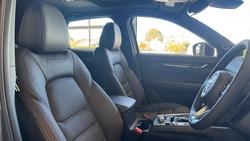 2025 Mazda CX-5 G25 Akera