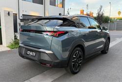 2024 Peugeot 3008 GT Premium Hybrid