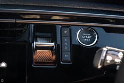 2025 Peugeot 3008 GT Premium Hybrid