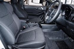 2025 Isuzu D-MAX LS-U