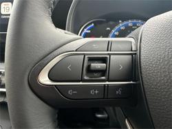 2025 Toyota Noah Hybrid X