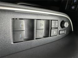 2025 Toyota Noah Hybrid X