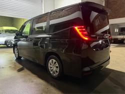 2025 Toyota Noah Hybrid X