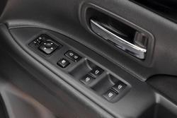 2021 Mitsubishi Outlander ES