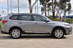 2021 Mitsubishi Outlander ES