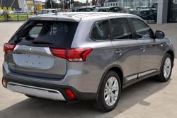 2021 Mitsubishi Outlander ES