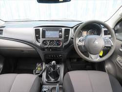 2016 MITSUBISHI
Triton