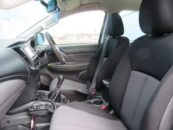 2016 MITSUBISHI
Triton